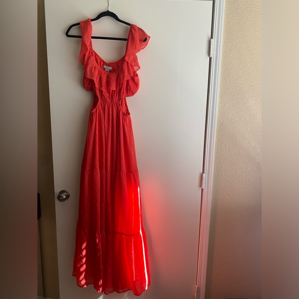 Beautiful and Summery Sexy Dress!  Wear it on Vacation! Pretty Burnt Orange